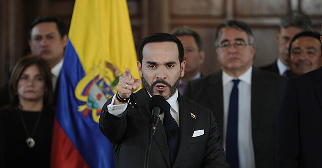 Colombia’s President Abelardo de la Espriella Accuses Gustavo Petro of ‘Looting’ Nation Through ‘Fiscal Irresponsibility’