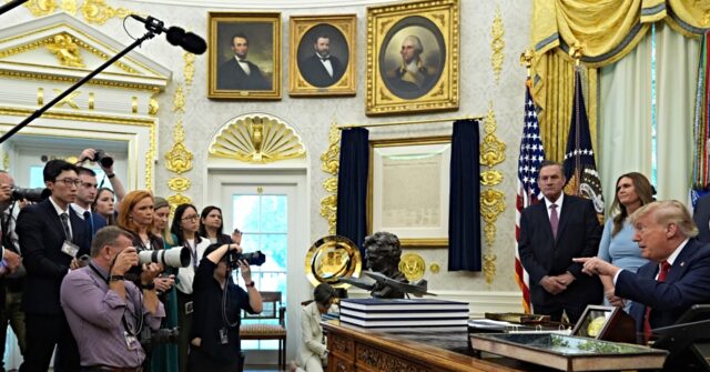CNN, MS NOW, Politico Notify Trump They’re Suing over Vetoed White House Access