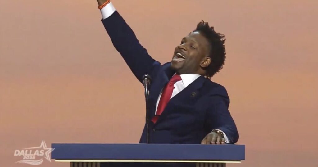 “NOT TODAY, SATAN!” — Pastor Lorenzo Sewell IGNITES First-Ever RNC Midterm Convention with Fiery Sermon Defending America, Children, and Families: “That’s the Name of JESUS!” (VIDEO)