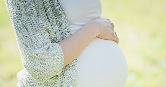 Report: Surrogate Says She Was Duped into Carrying Baby for Chinese Billionaire Who Has over 100 U.S.-Born Children