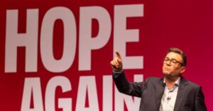 Mandate-less British PM Burnham Considering Going ‘All the Way’ in Reversing Brexit