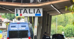 Italy Extends Schengen Borders Suspension with Spain for 3rd Time